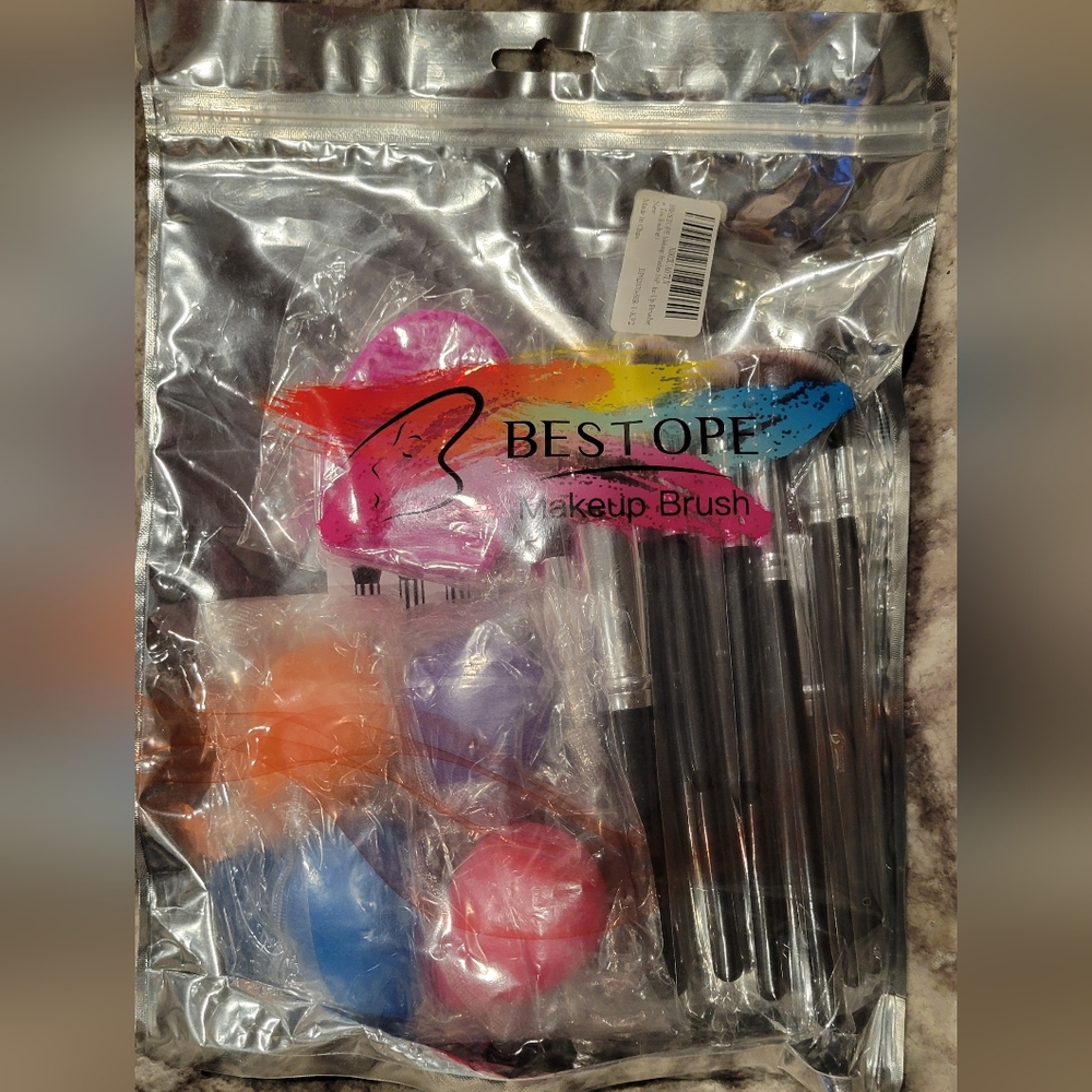 Bestope Makeup Brush Set with Sponges